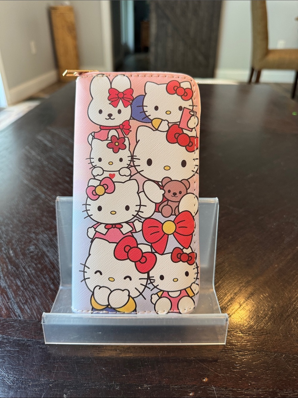 Hello Kitty Pink Character Zip-Around Wallet